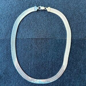 Milor Herringbone Necklace